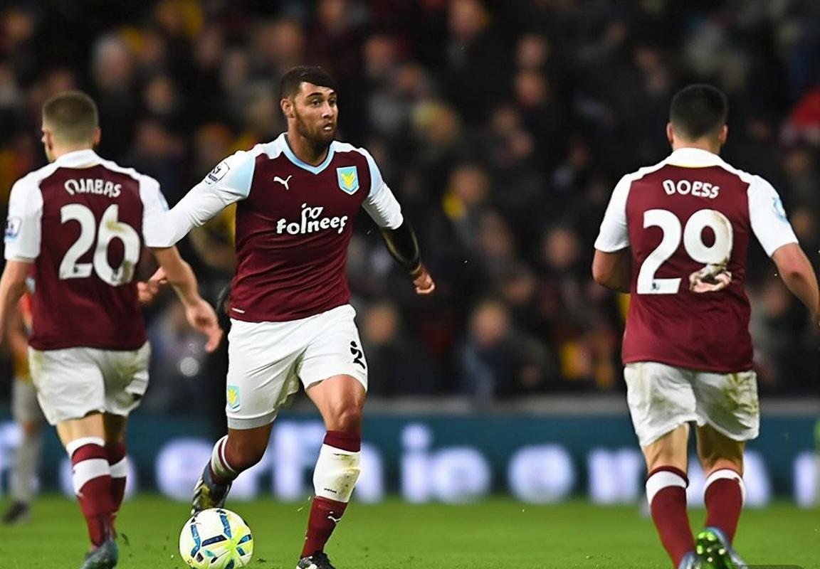 英超保级生死战：布伦特福德vs伯恩利，伊万·托尼火力全开，保级形势一触即发！